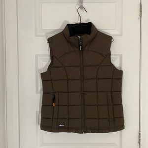 BLACK MOUNTAIN - down puffer vest green size small